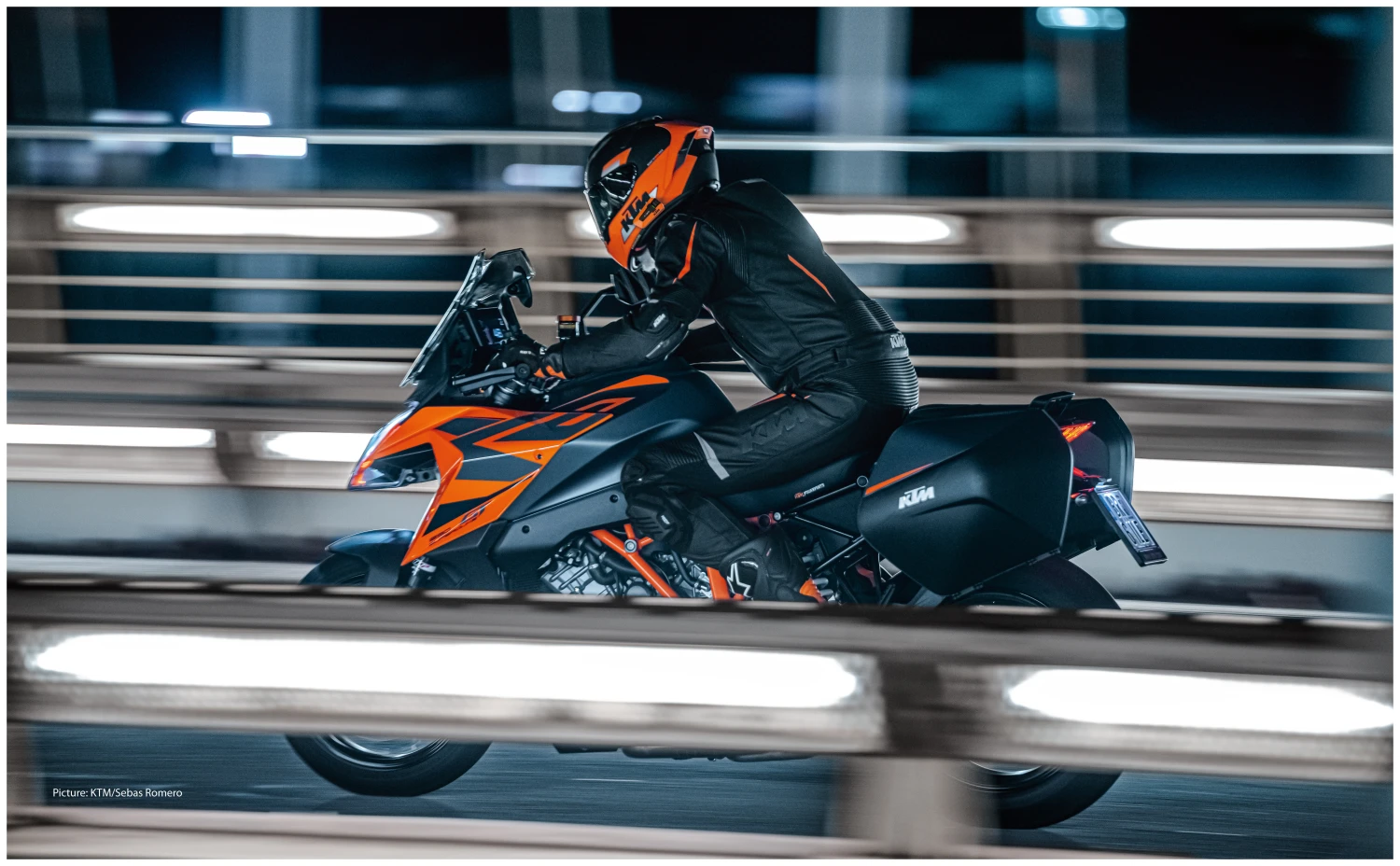 Cardo KTM PackTalk Edge Headset - Image 4