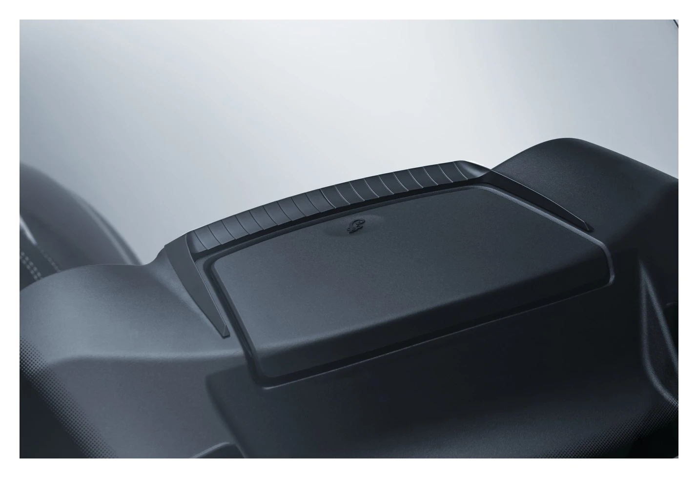 Kuryakyn Aztec Top Dash Accent For Indian Bagger 2017-2018 - Image 2