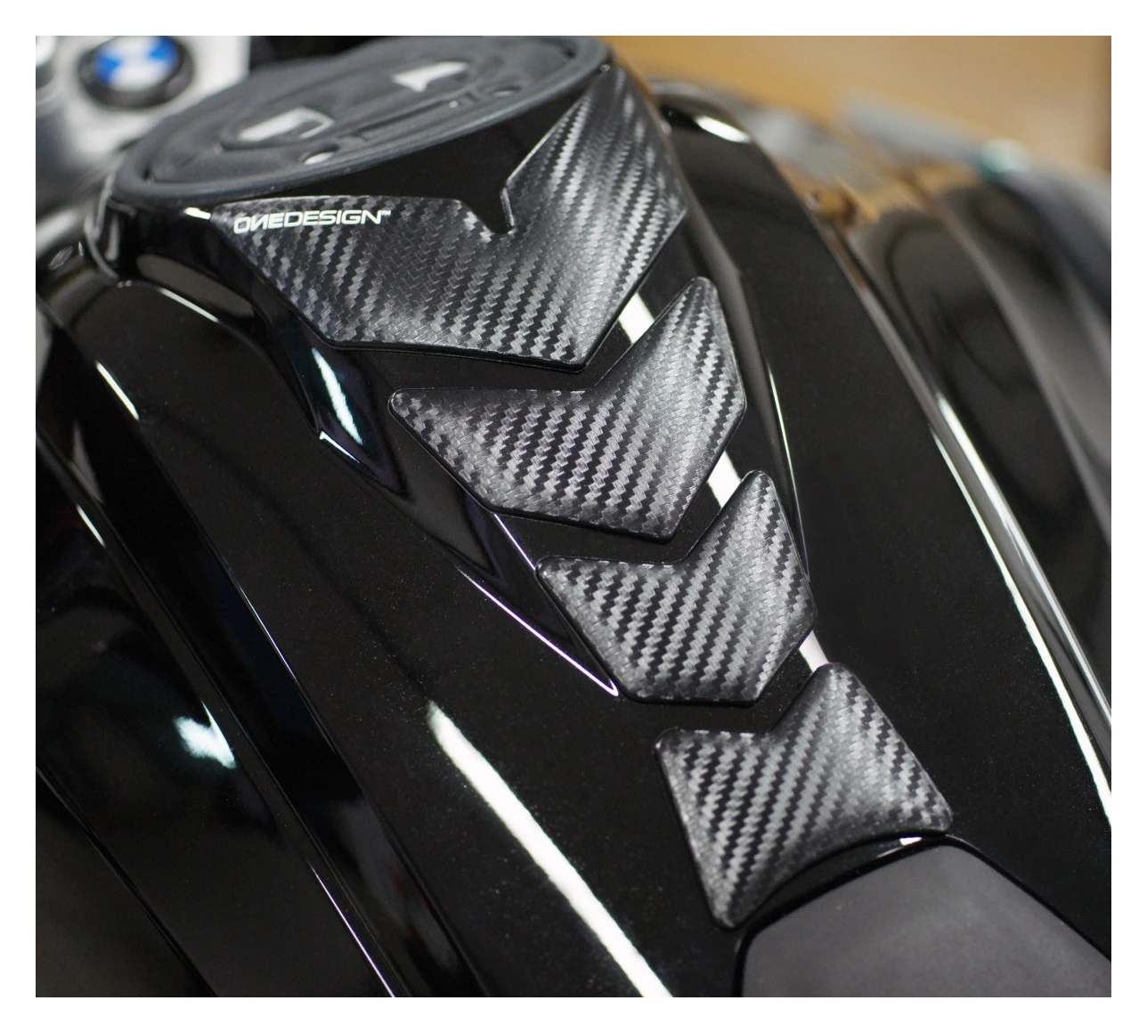 OneDesign Moon Prespaced Carbon Fiber Tank Pad - Image 2