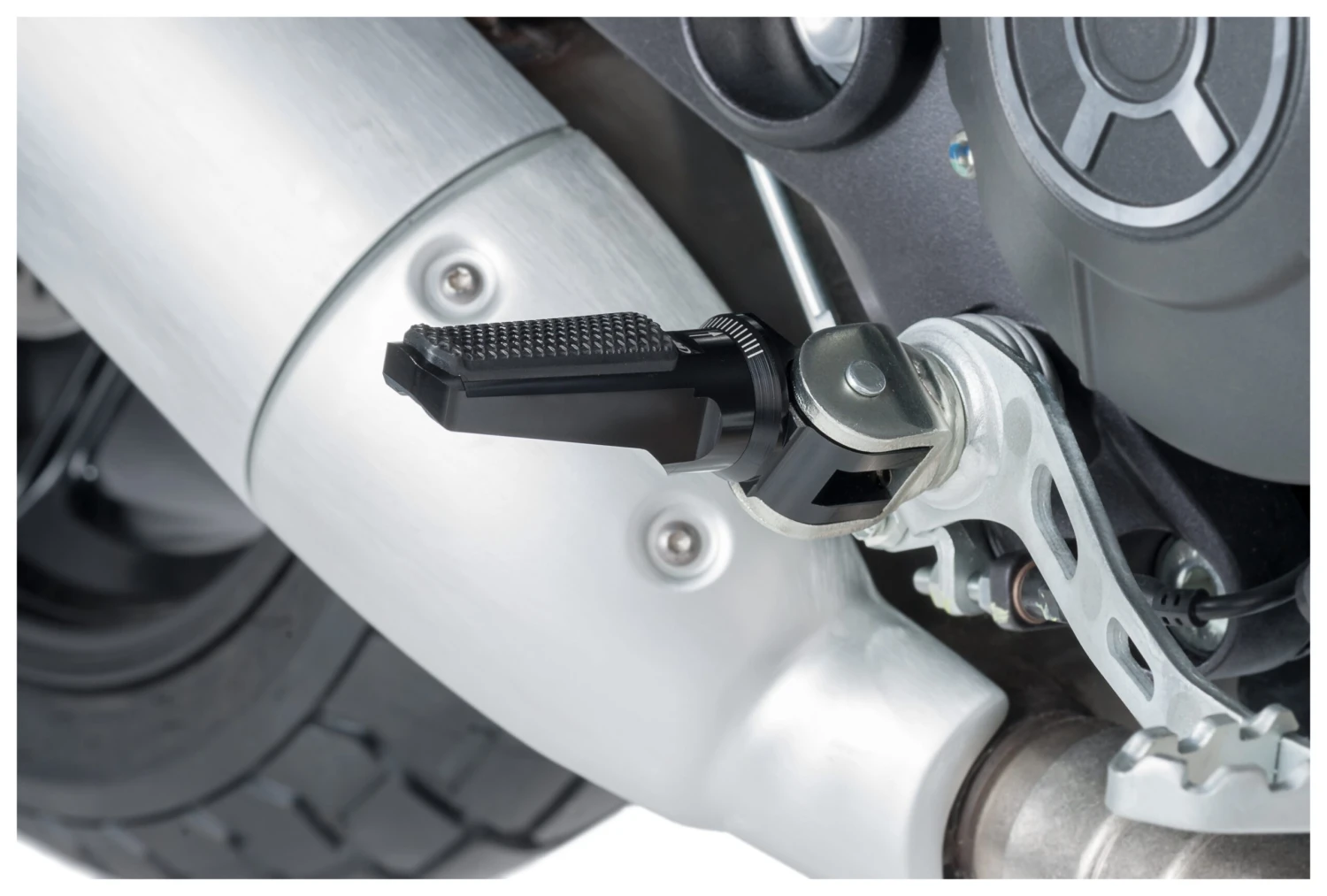 Puig Sport Footpegs - Image 2